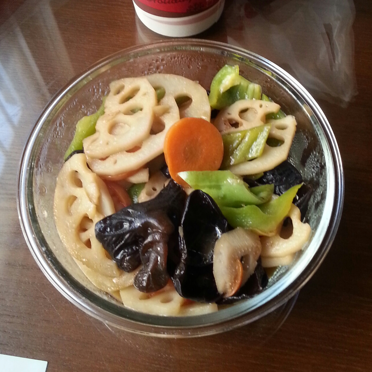 黒木耳炒藕片