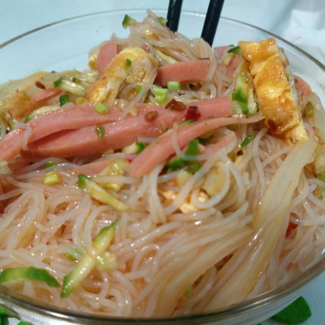 豆芽菠菜拌粉丝