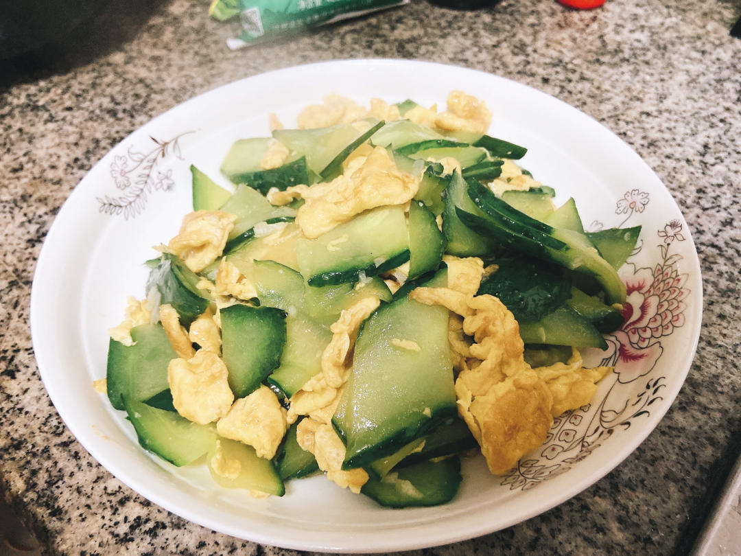 黄瓜炒鸡蛋|清爽解腻，减脂必备