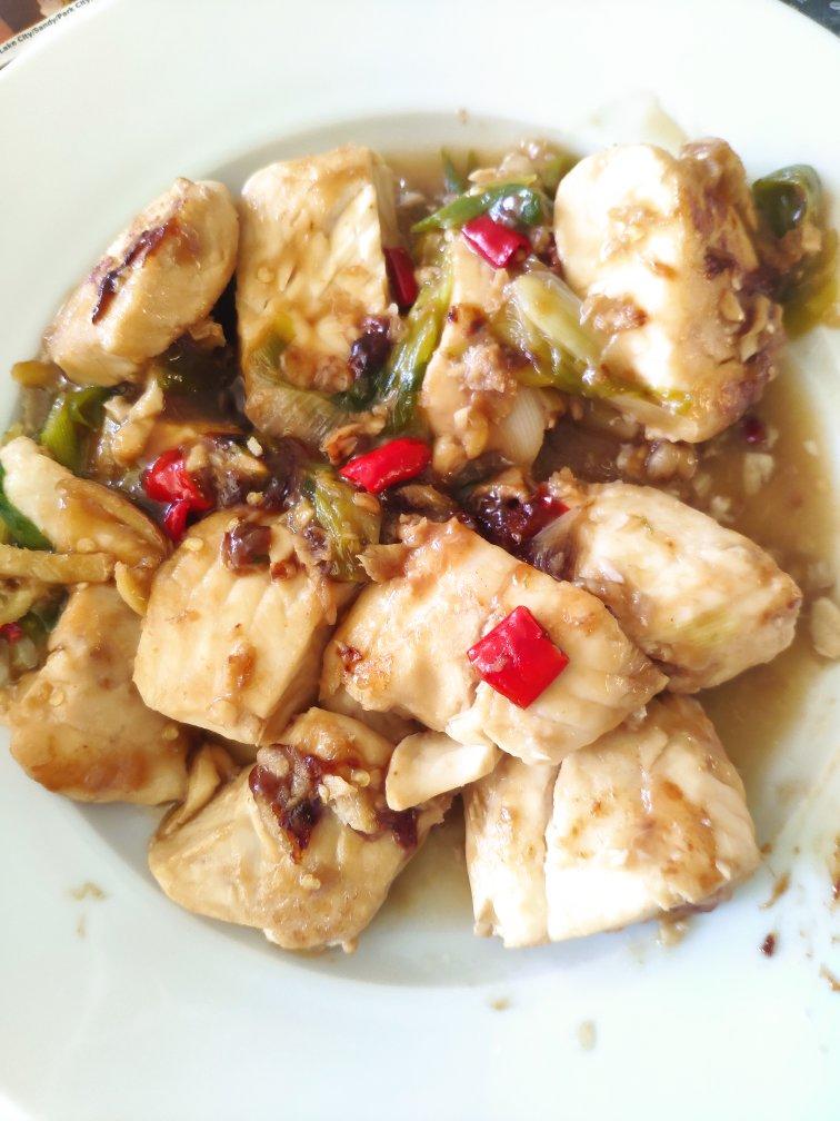 红烧鱼块（不过大油照样比饭店做的还要好吃😋）