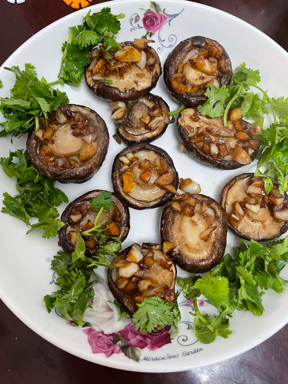蒜蓉孜然烤香菇