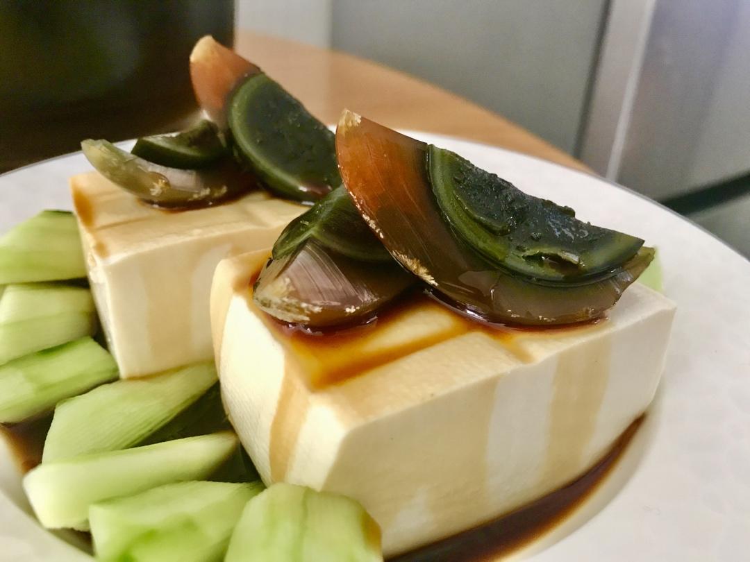 皮蛋豆腐