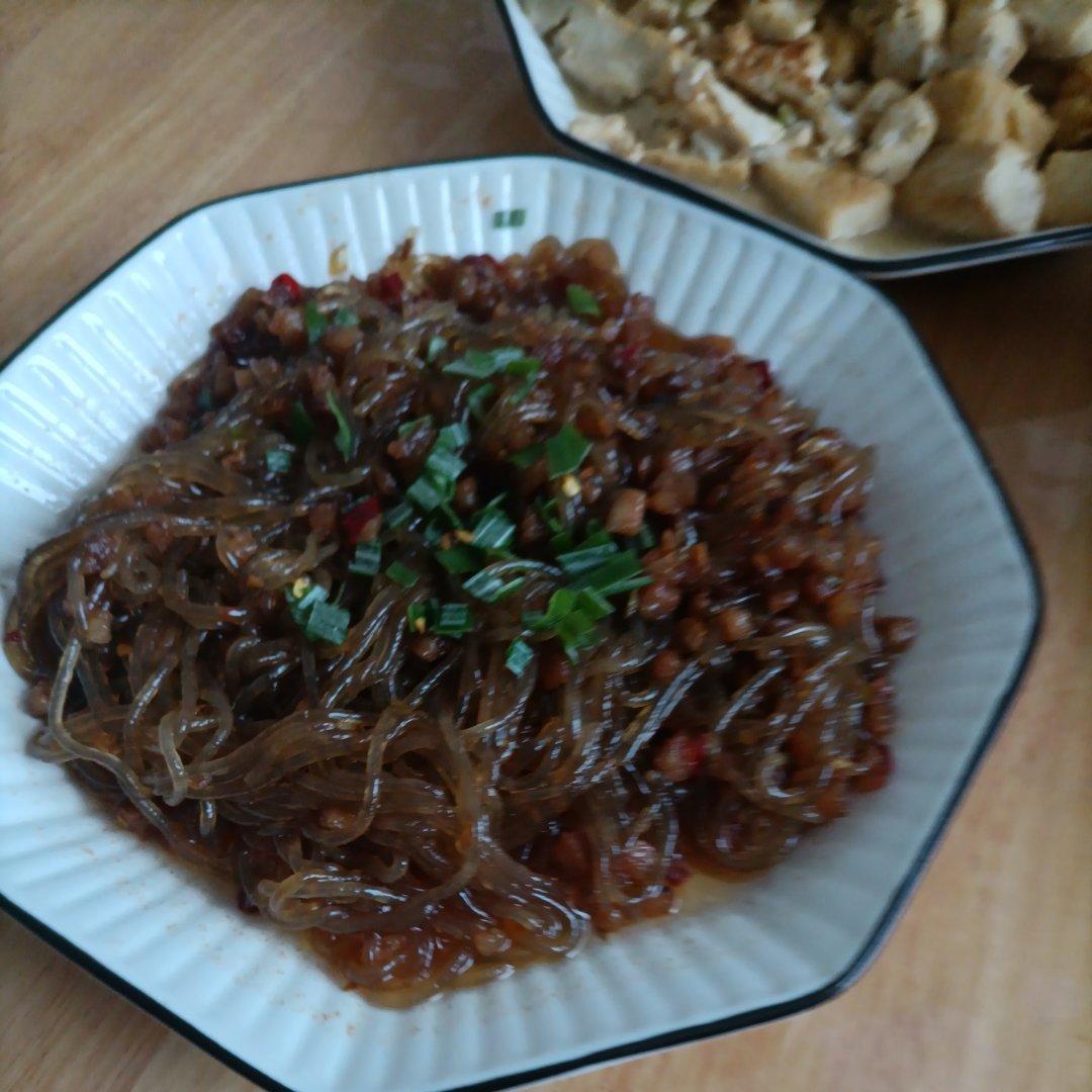 不放豆瓣酱的蚂蚁上树