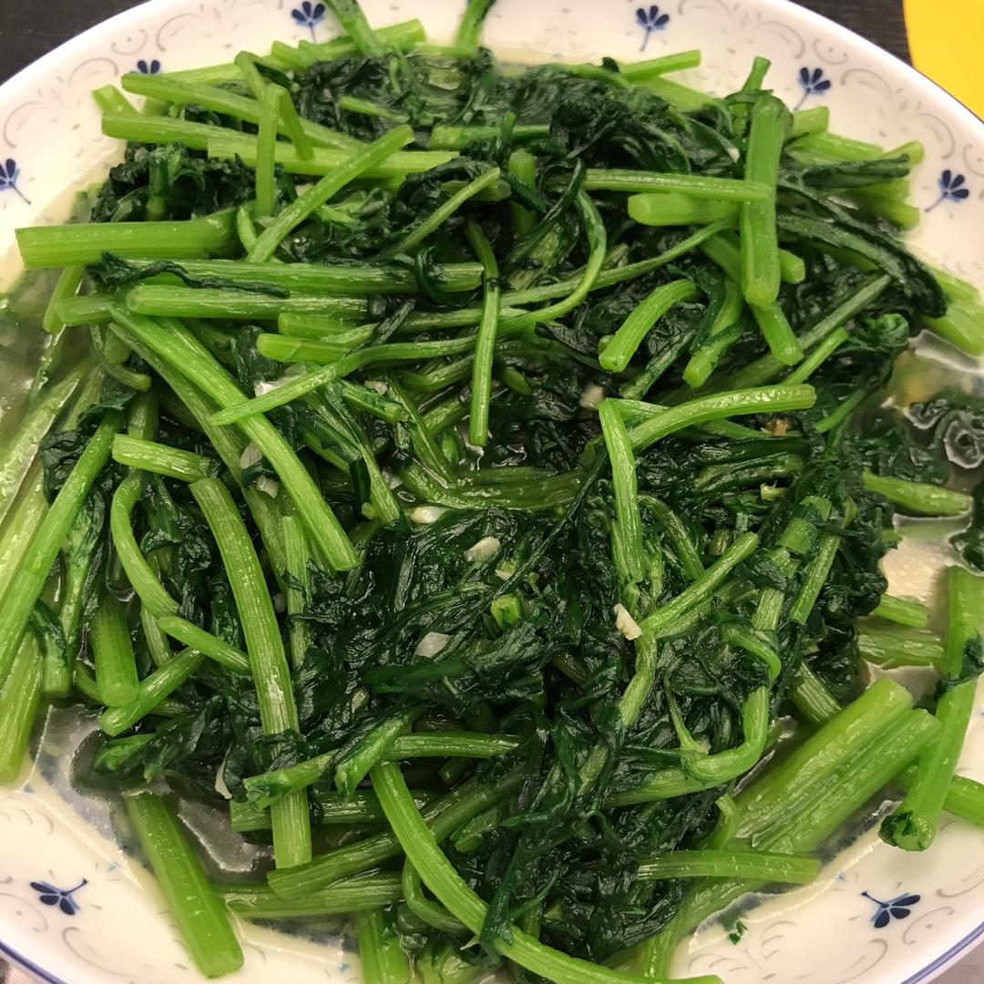 清炒茼蒿