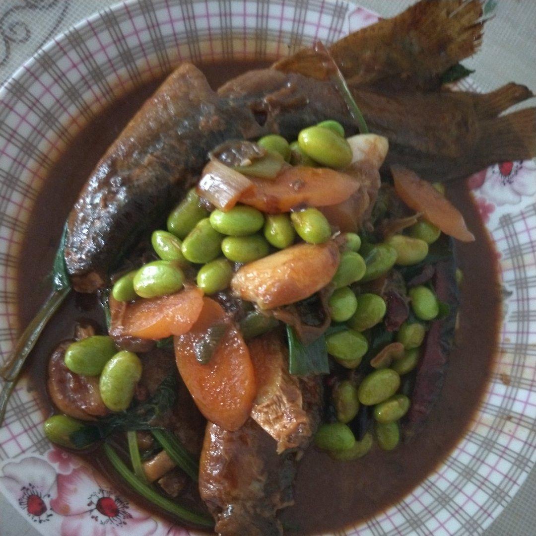 橘丽丝 | 烧泥鳅