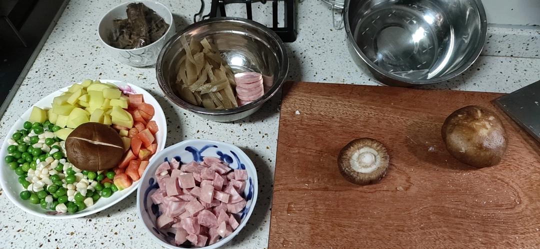 懒人煲仔饭（电饭锅）