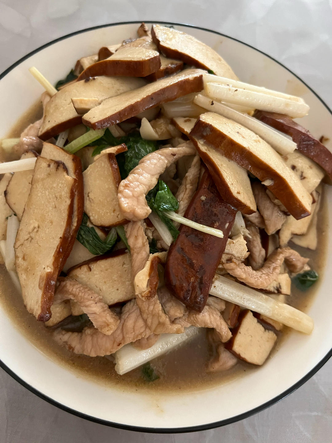 芹菜肉丝炒香干