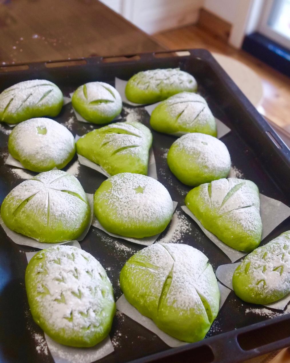 抹茶红豆软面包