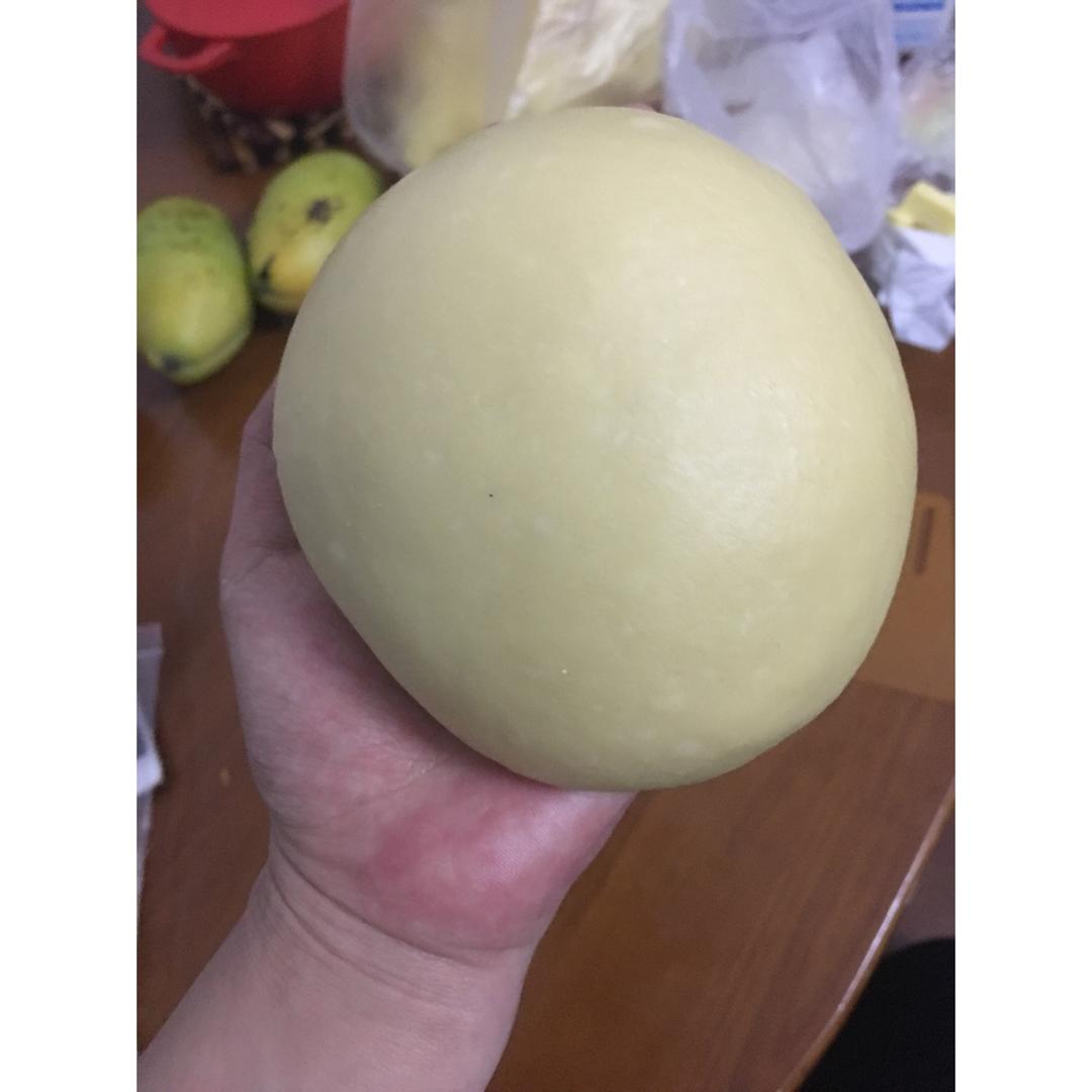 巨蛋牛奶面包