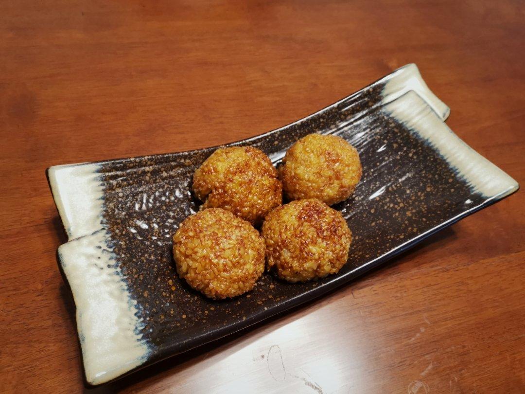 超简单的烤饭团(普通酱油版）