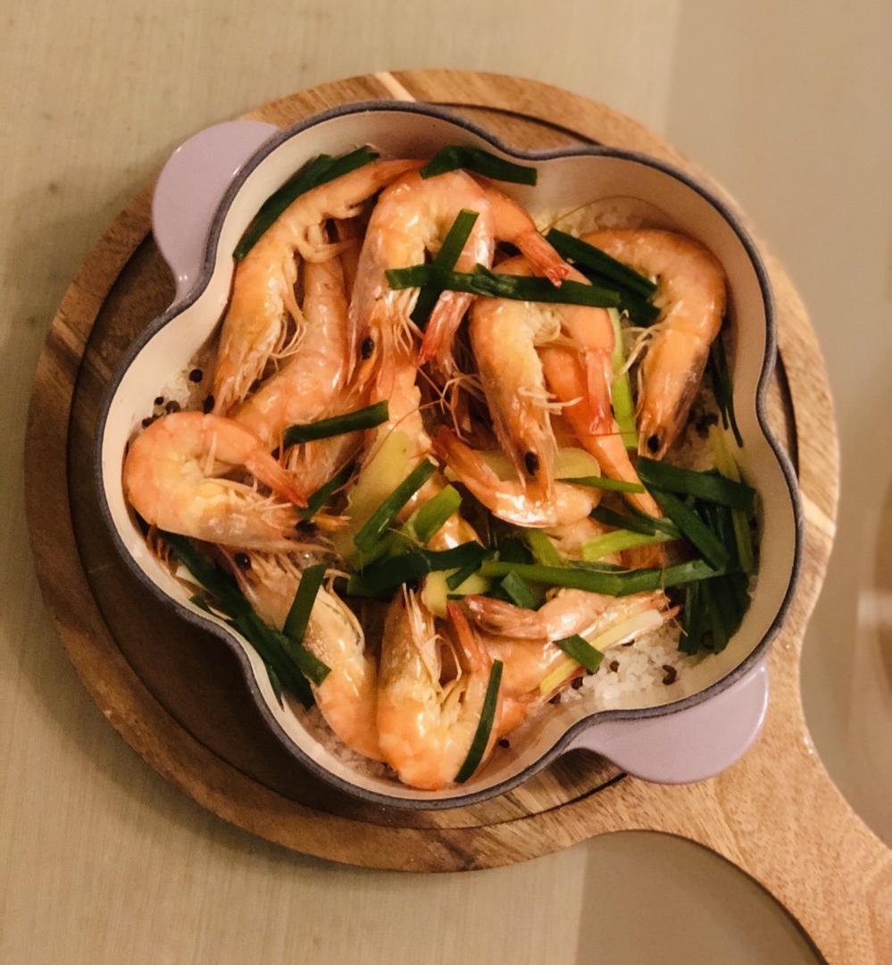 Le creuset 小粉铸铁锅盐焗虾