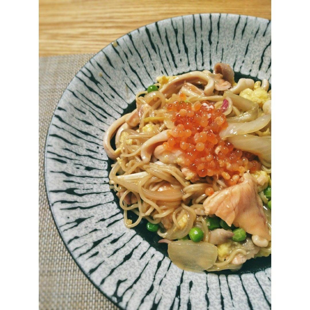 鱿鱼炒面