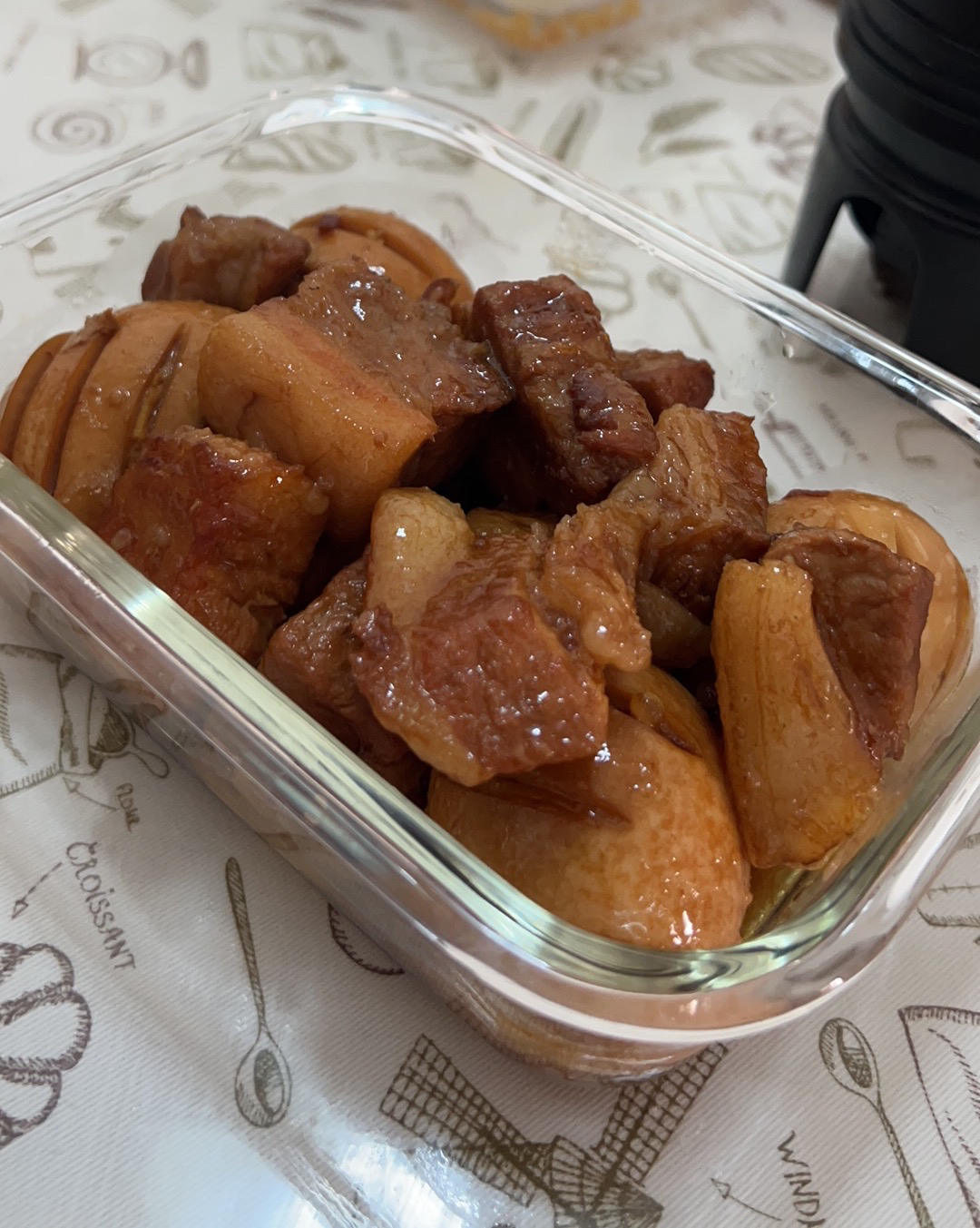 吃一块想两块不油不腻红烧肉