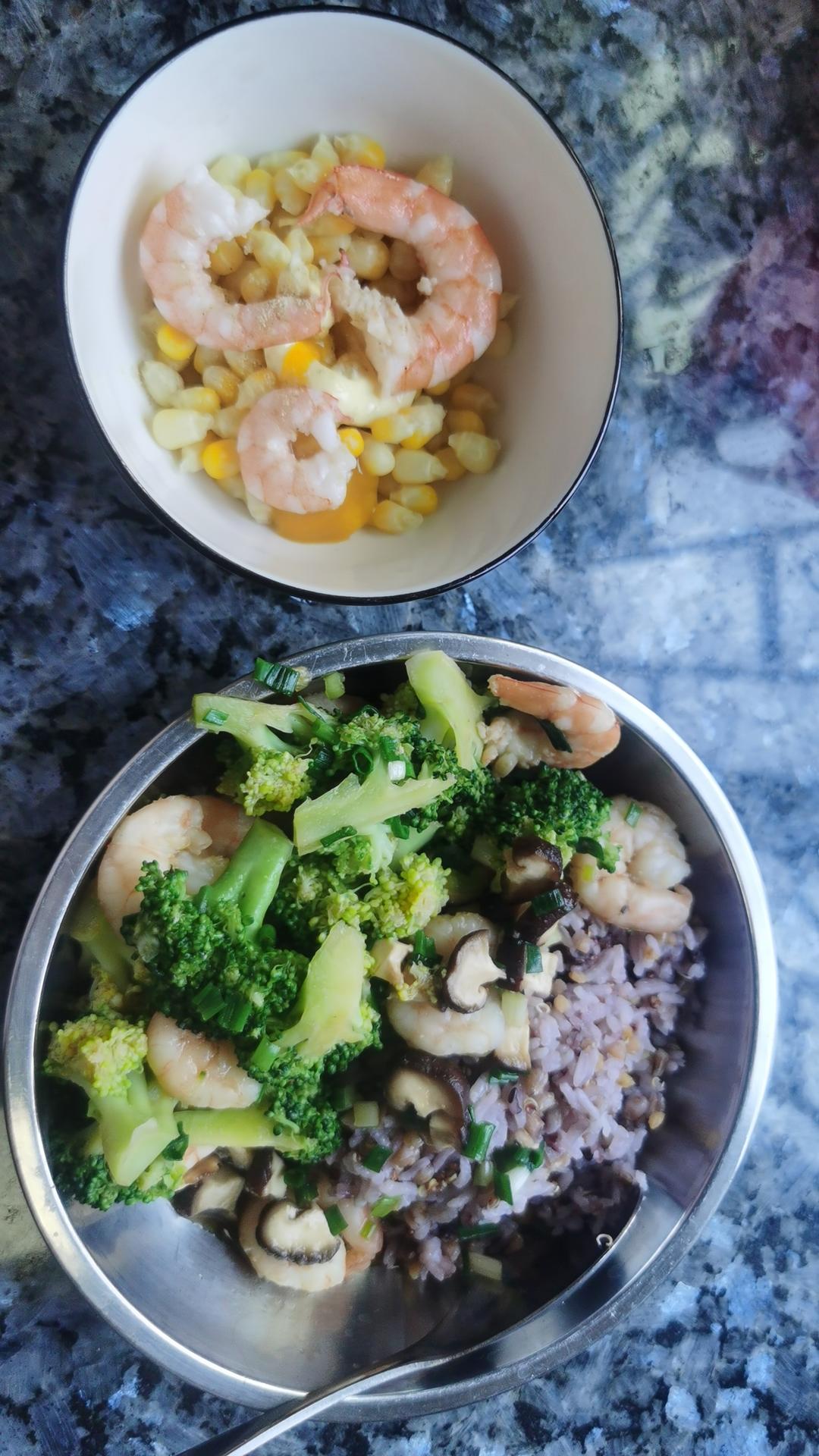 西蓝花香菇炒虾仁