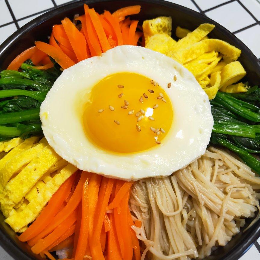韩国石锅拌饭