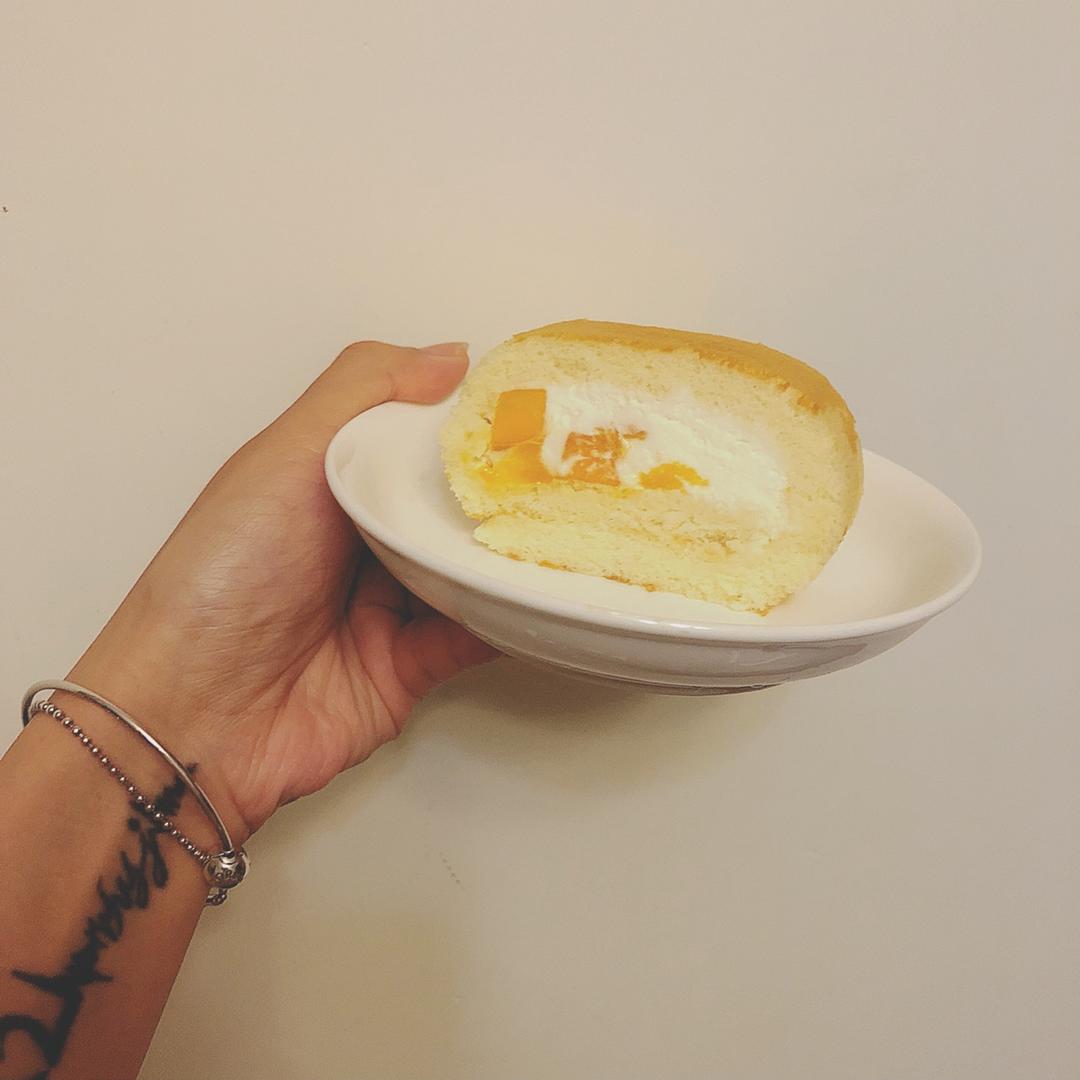 《Tinrry下午茶》教你做基础原味蛋糕卷