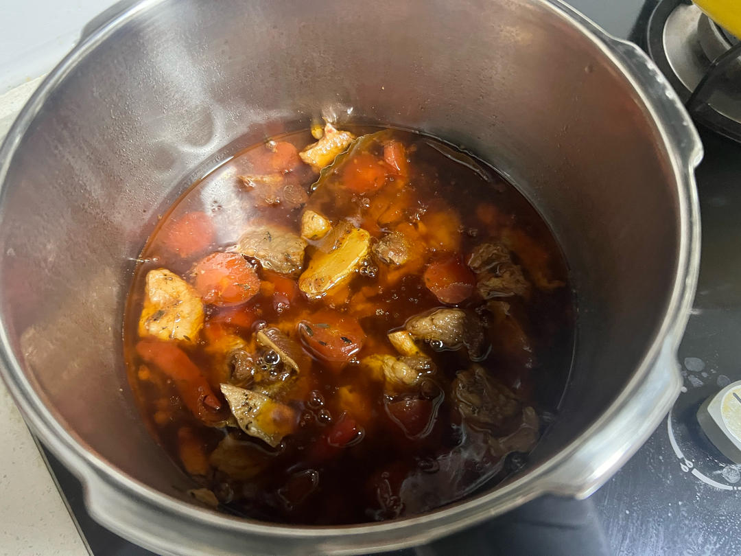 红烧羊肉炖胡萝卜