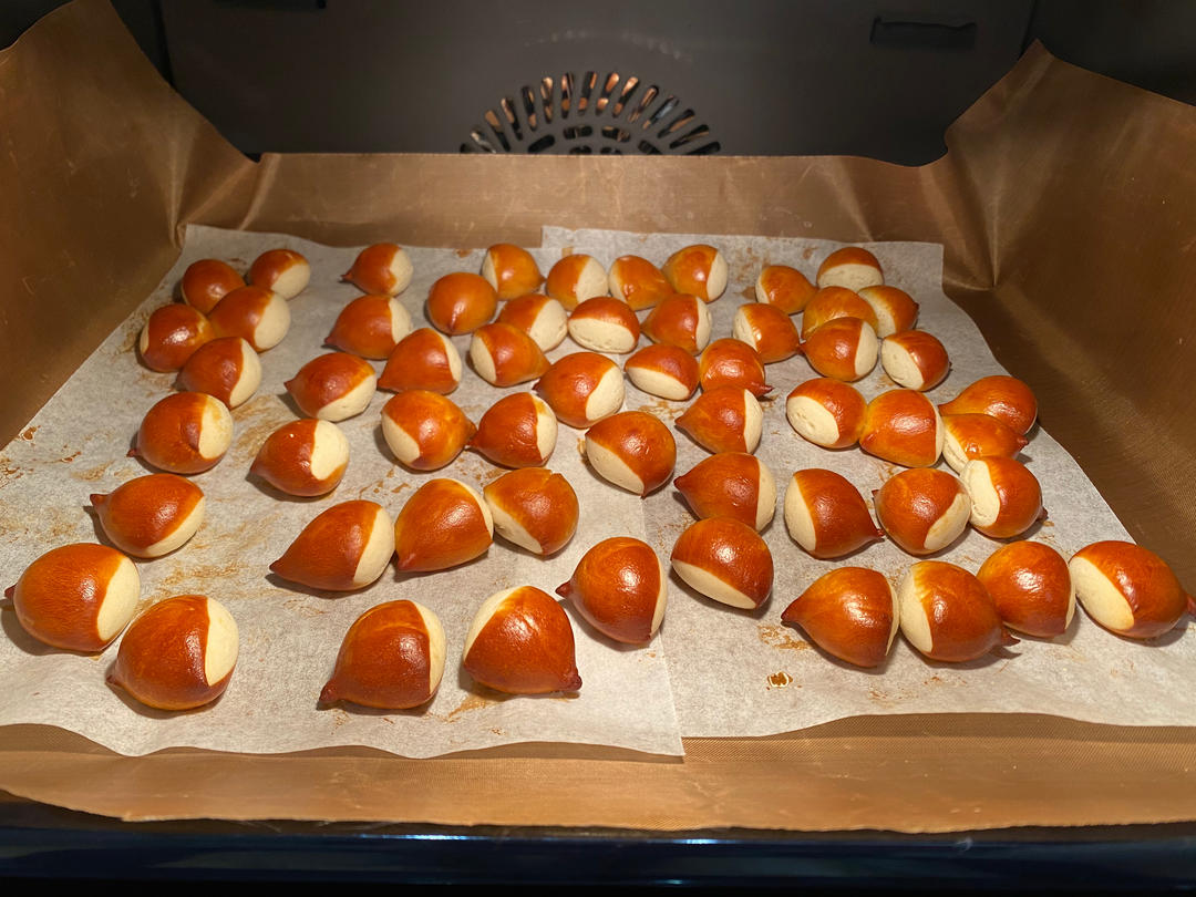 举个栗子｜超可爱的mini 栗子碱水面包