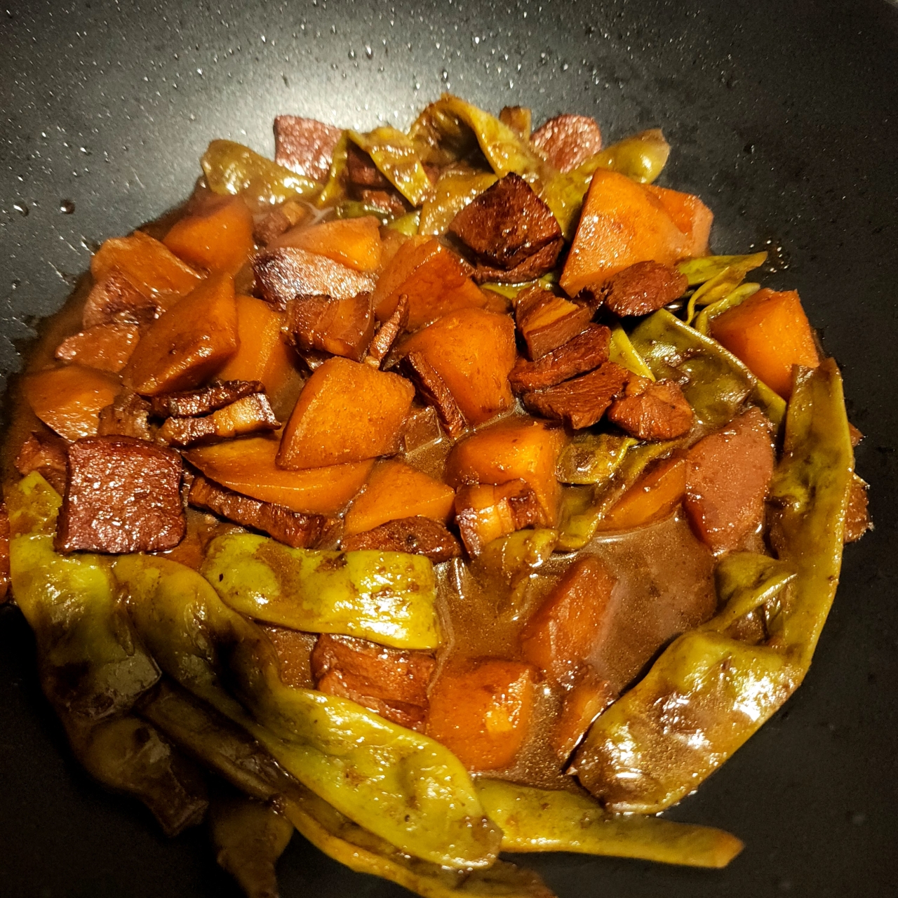 油豆角土豆炖肉