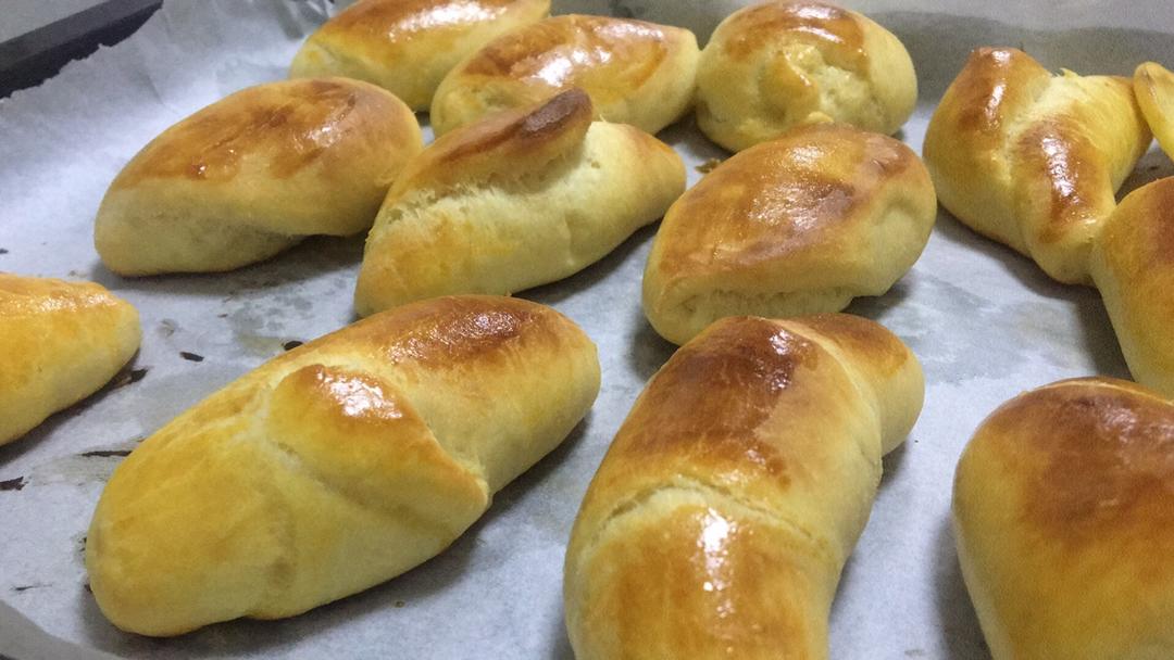 免揉奶香卷，小残手也要做面包！