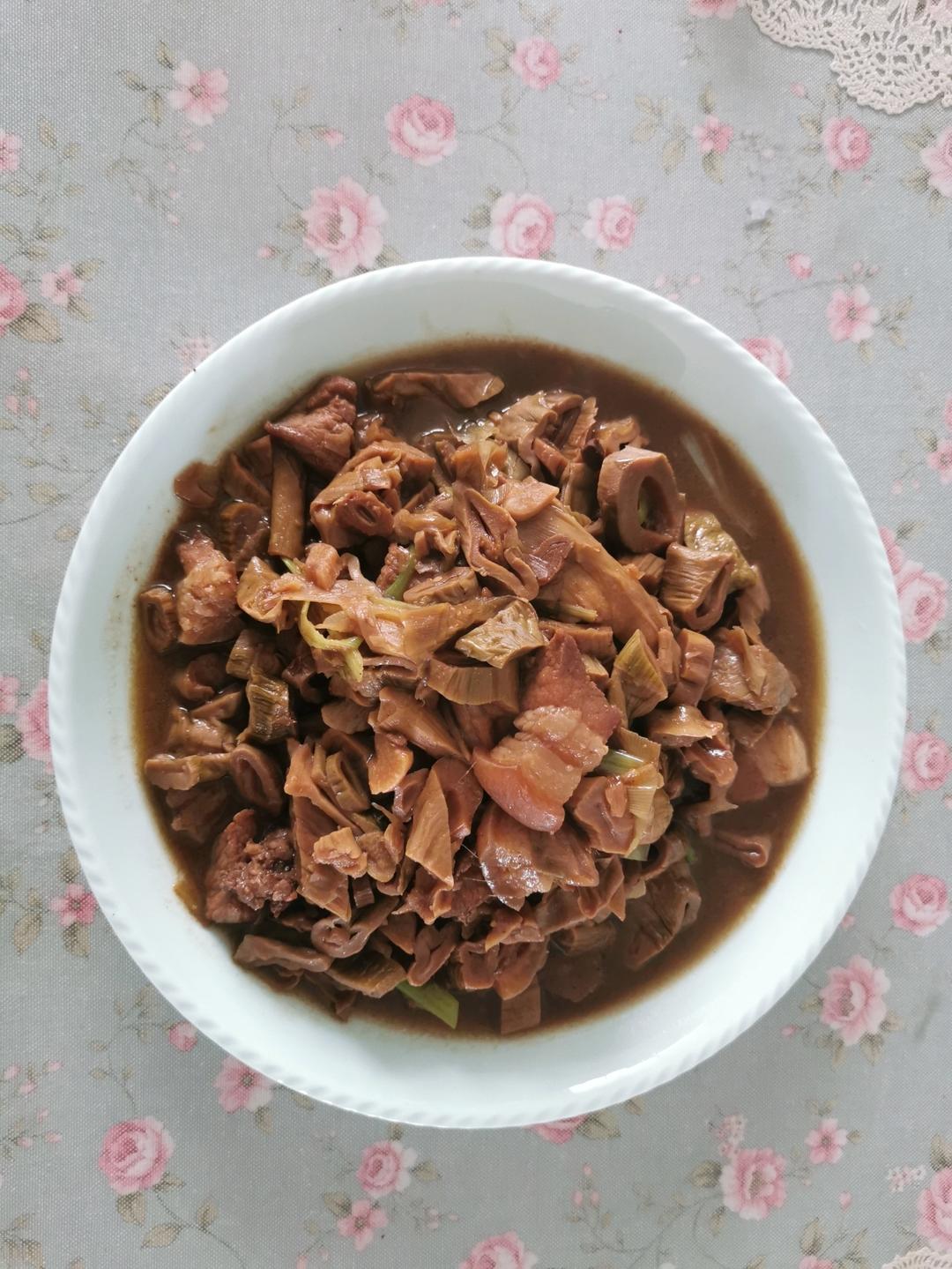 绝对下饭的笋干烧肉