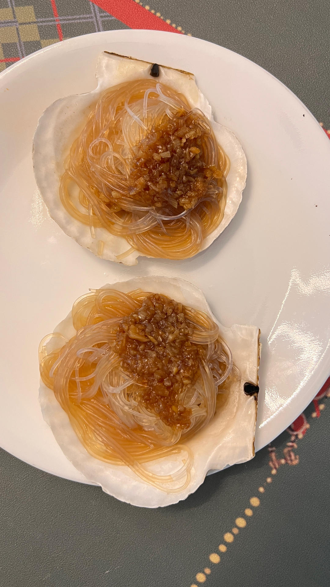零失败的蒜蓉粉丝蒸扇贝