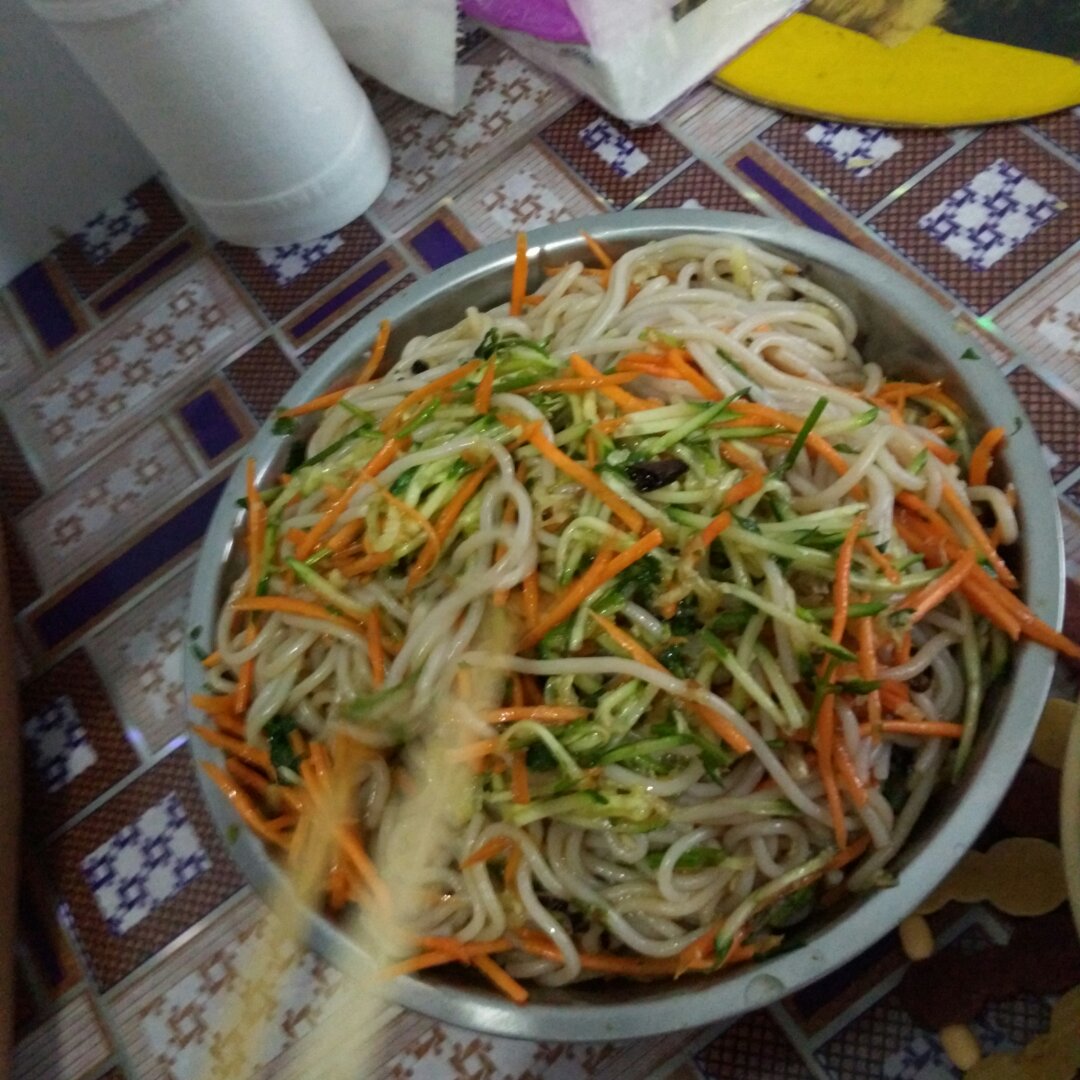 凉拌米线