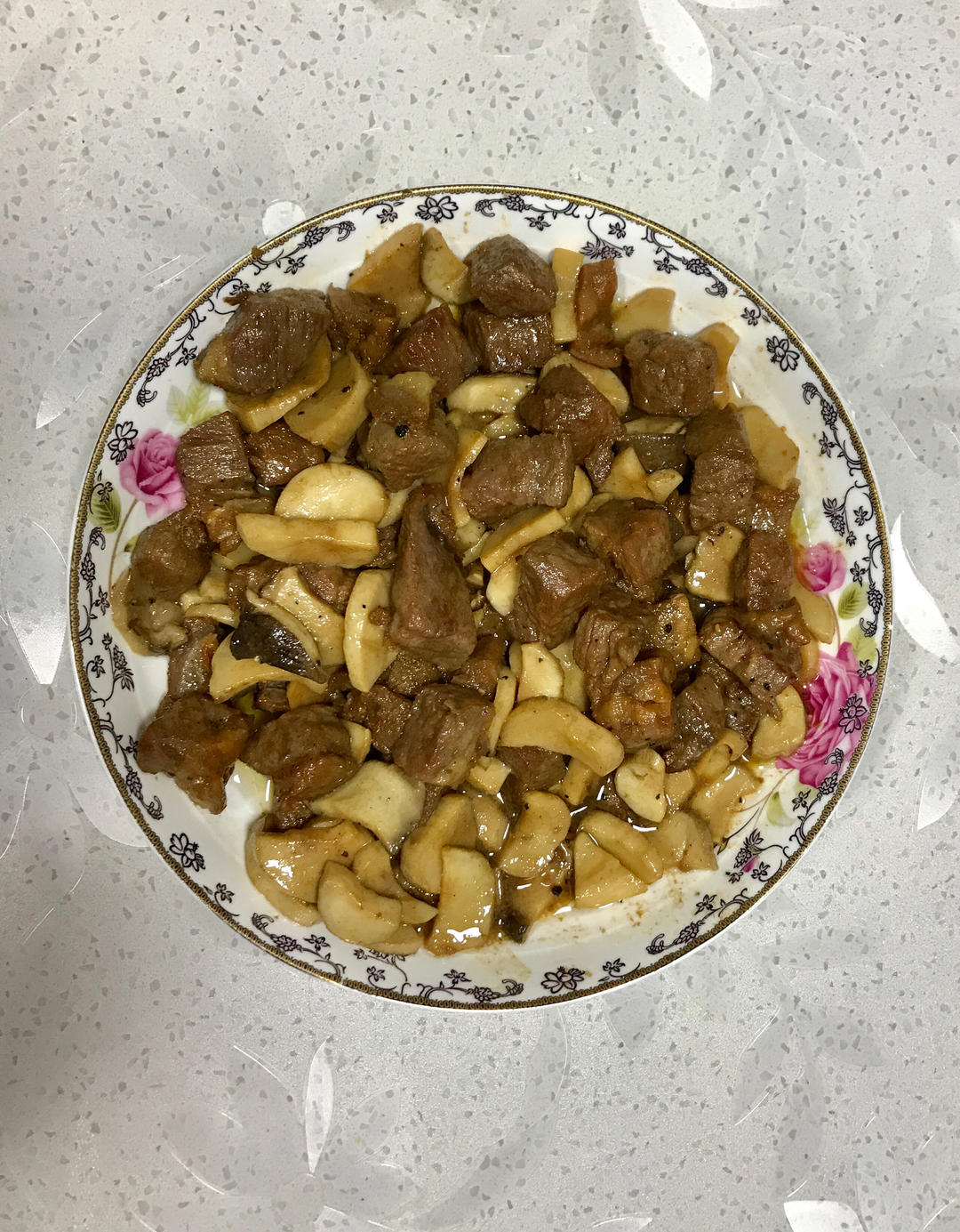 黑胡椒杏鲍菇牛肉粒