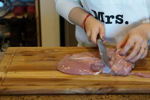 |感恩节特辑|·主菜·香草火鸡胸肉卷配苹果覆盆子酱的做法 步骤4
