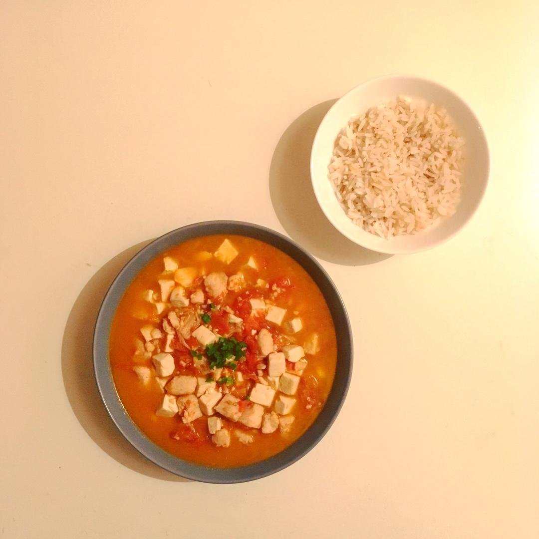 龙利鱼豆腐煲