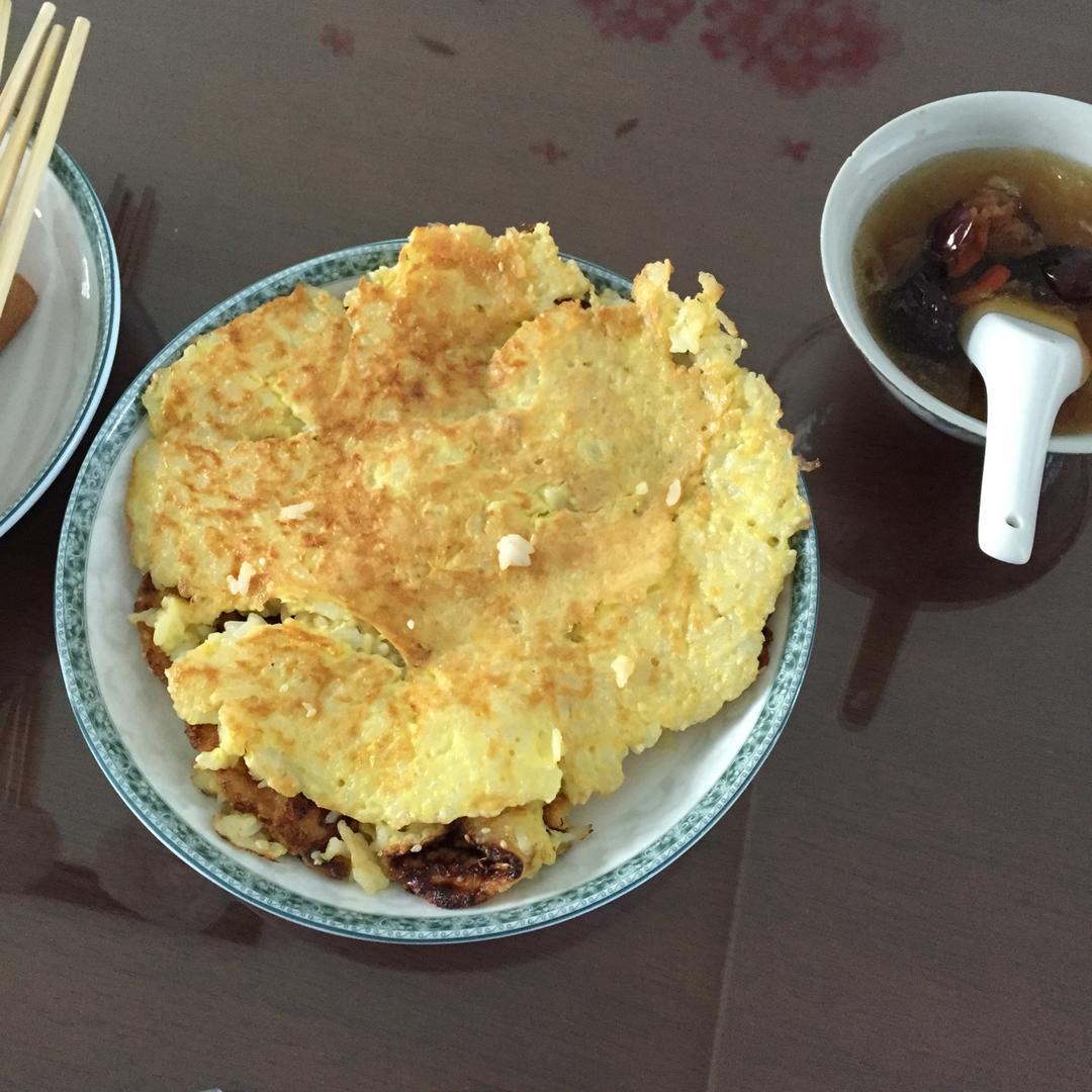 剩饭新吃法～米香鸡蛋饼