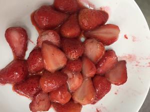 草莓烧肉的做法 步骤3