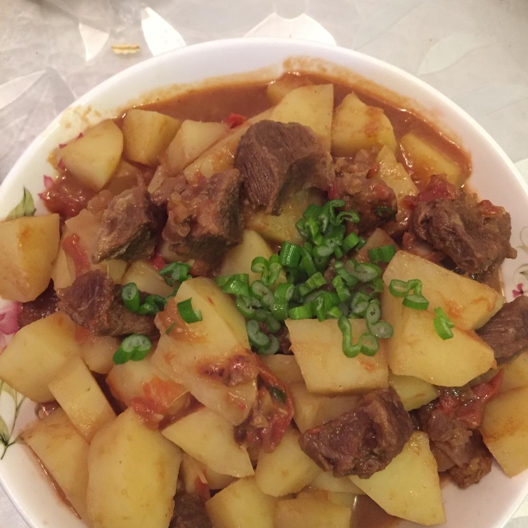 红烧牛肉土豆 （独家秘制）