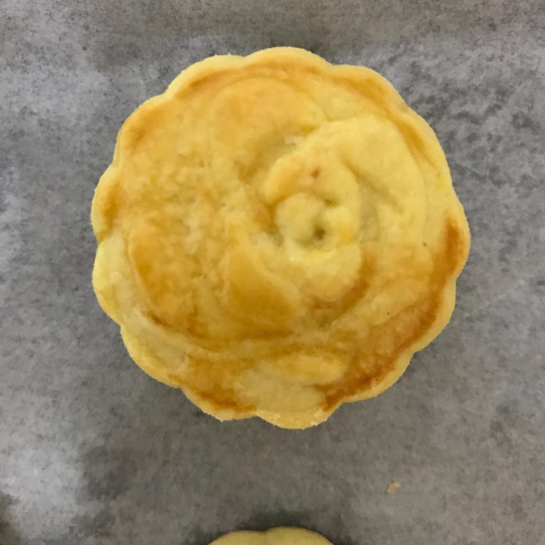 还原半岛奶黄月饼