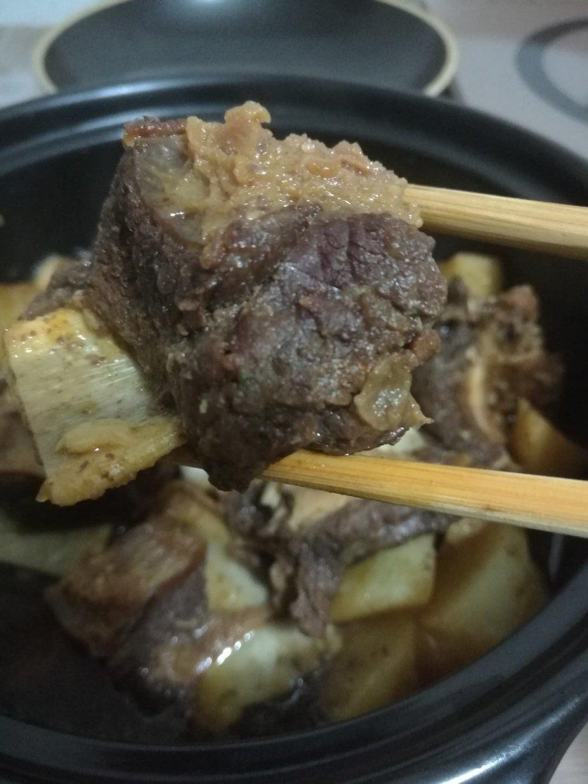 红烧牛排骨
