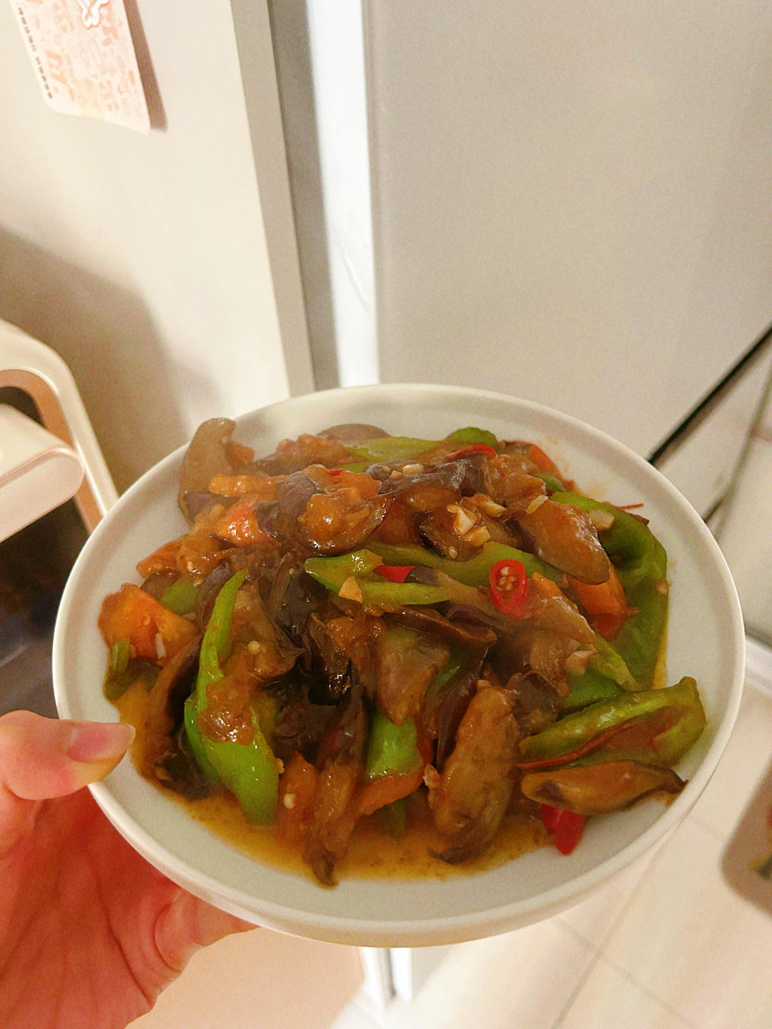 红烧茄子（佐西红柿尖椒）