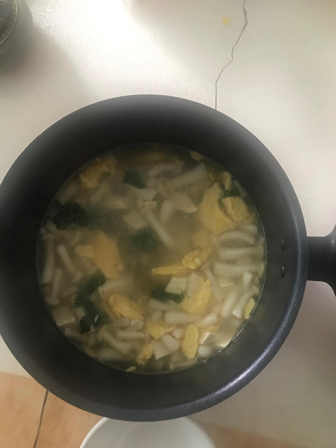 豆腐鲜虾菇菌汤
