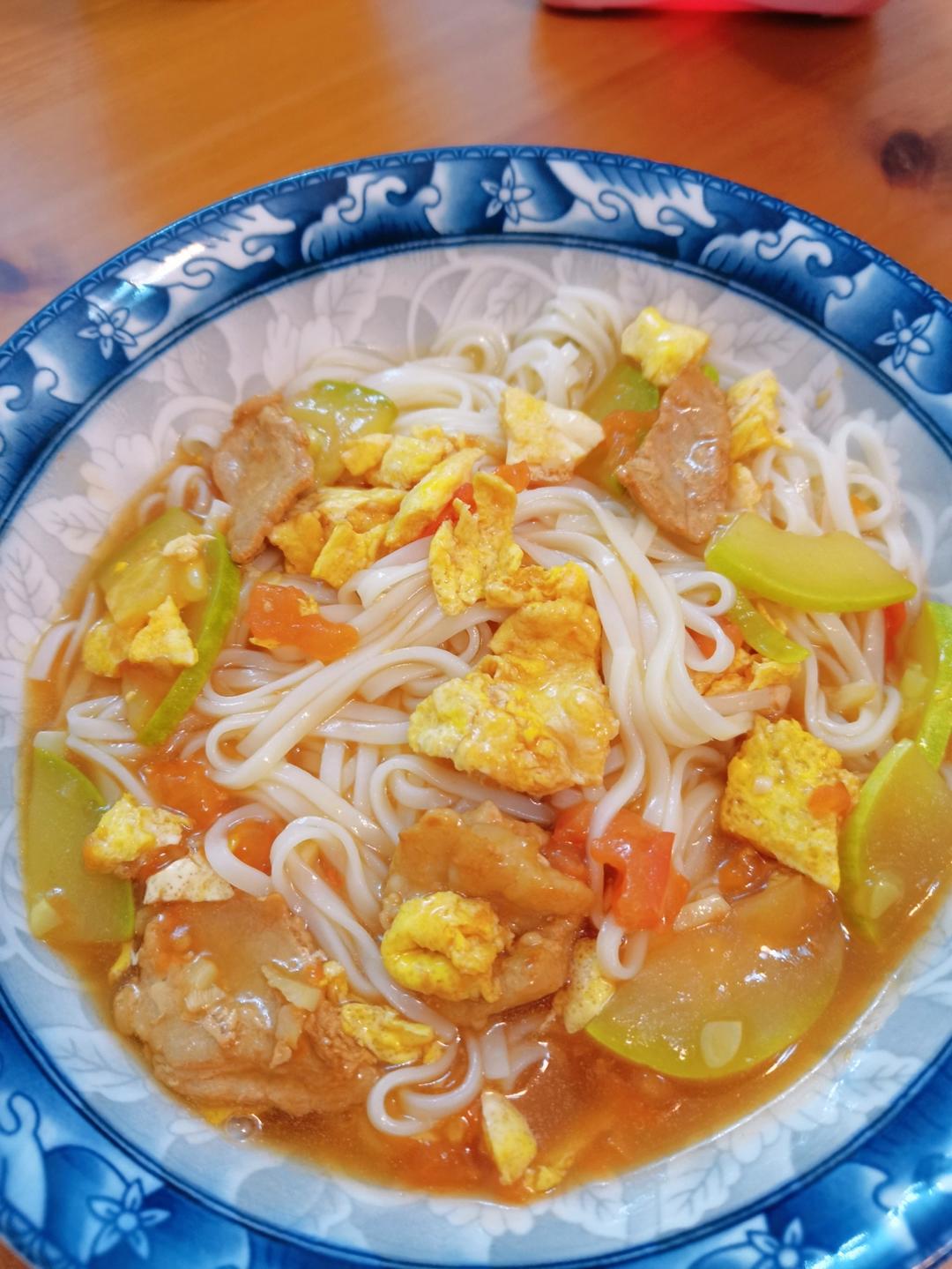 西红柿鸡蛋鸡蛋打卤面