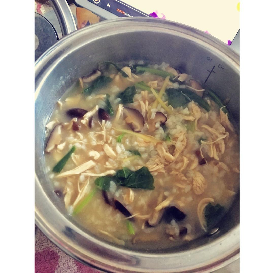 香菇鸡肉粥