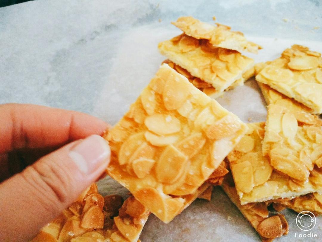 Pierre Herme的杏仁瓦片