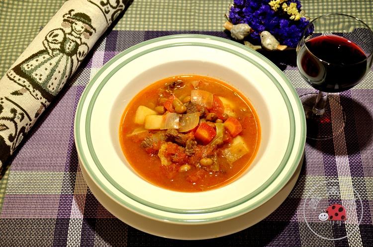 独门秘技——西红柿牛腩汤的做法