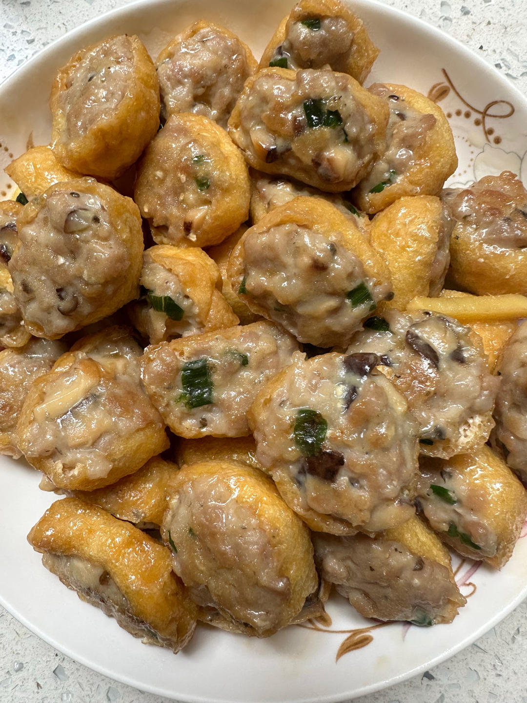 一端上桌就被秒光的时蔬肉沫酿油豆腐
