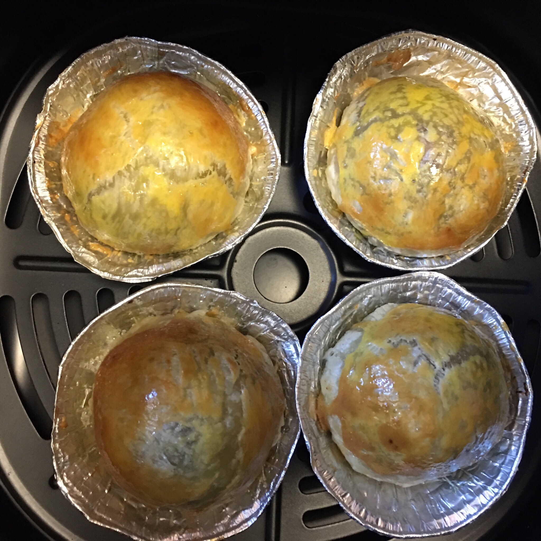 紫薯蛋黄酥的做法 步骤15