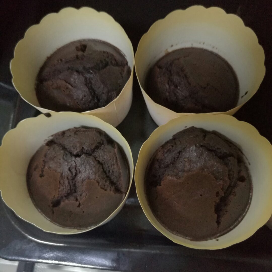 巧克力纸杯蛋糕