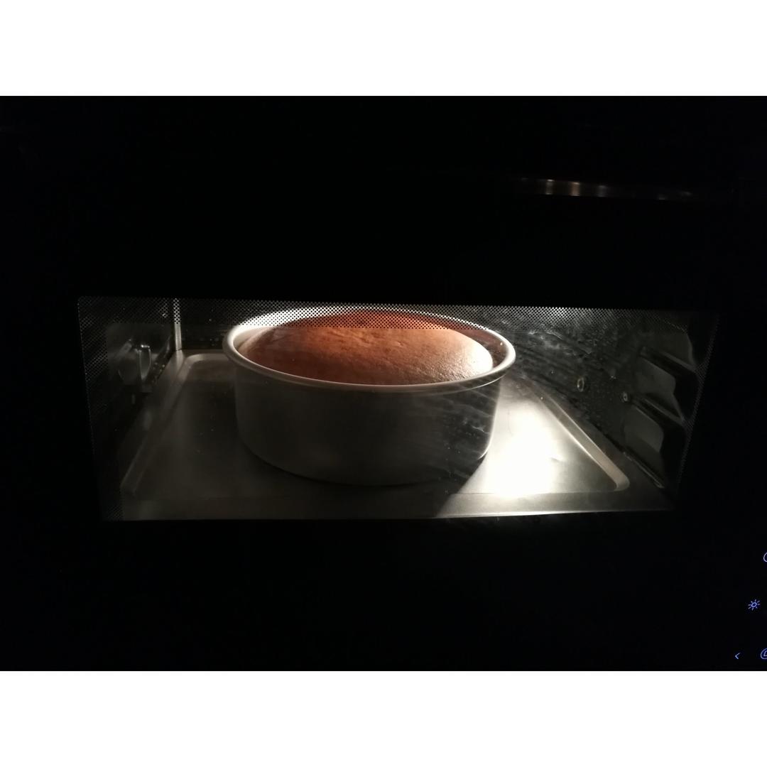 巧克力酱戚风蛋糕