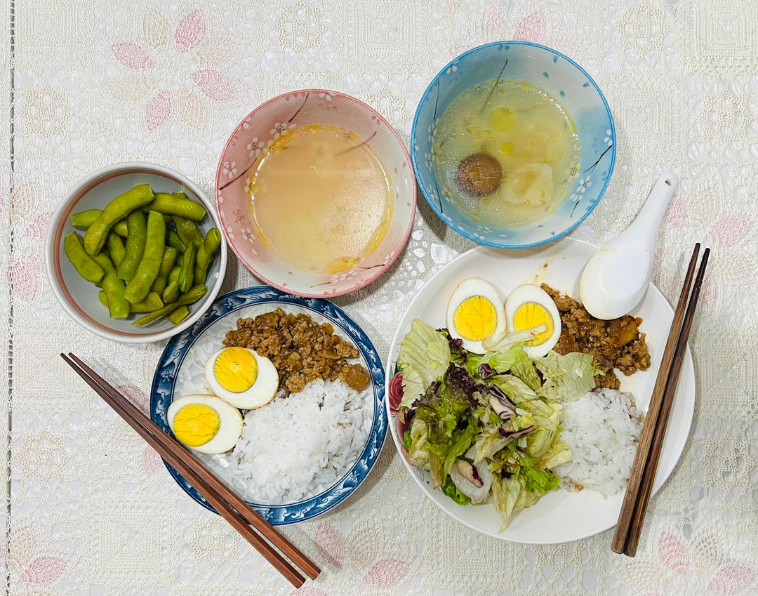 蒜苔炒肉末，三碗米饭都不够吃