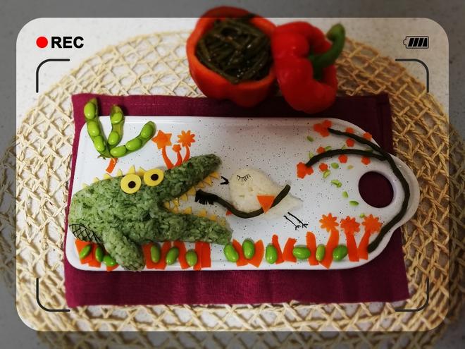 Diy儿童创意餐:不爱刷牙的鳄鱼便当的做法