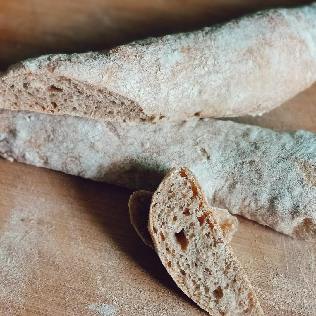 香脆健康的全麦法棍Whole Wheat Baguette