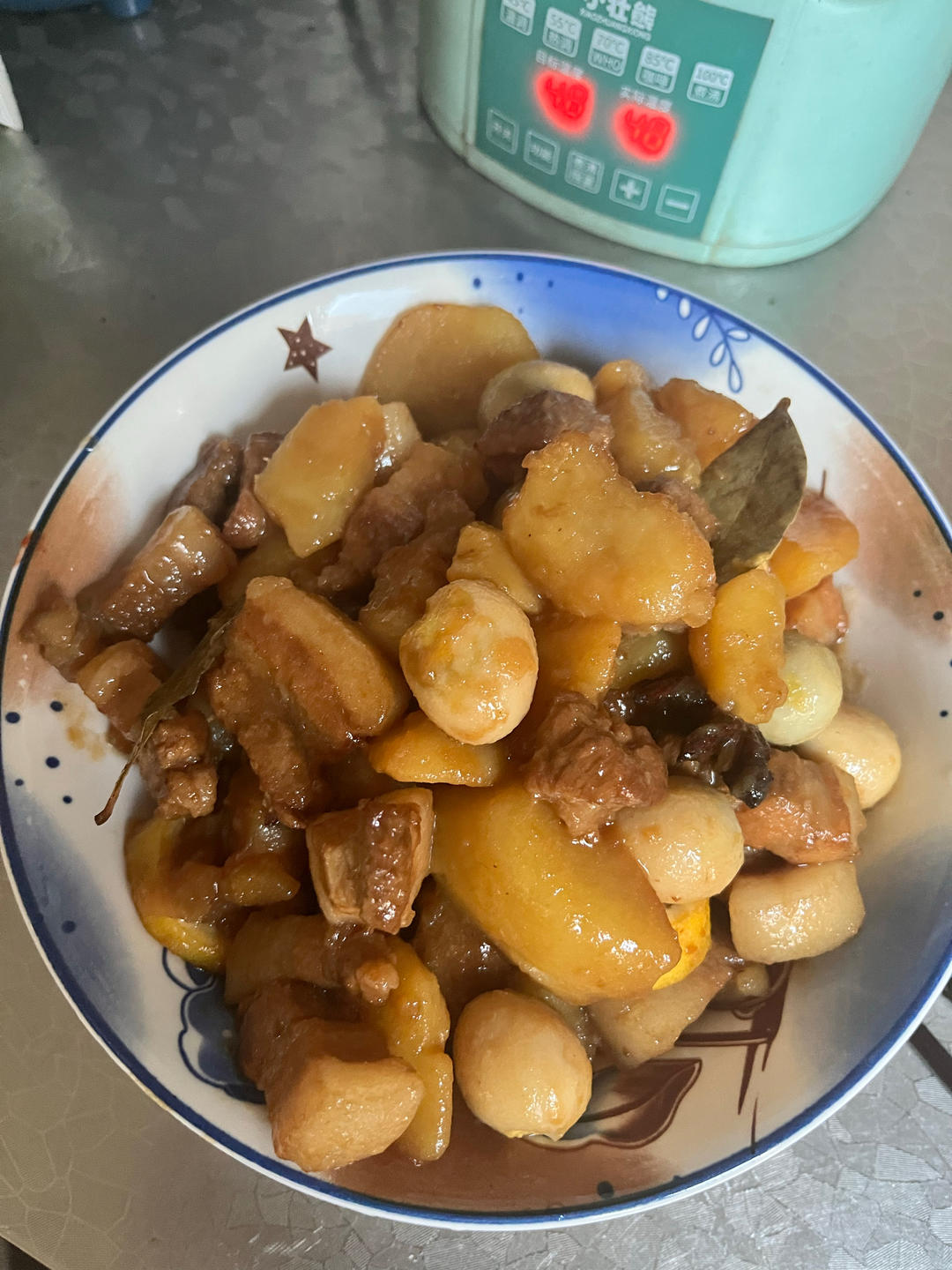 红烧肉炖土豆（丝毫不腻）