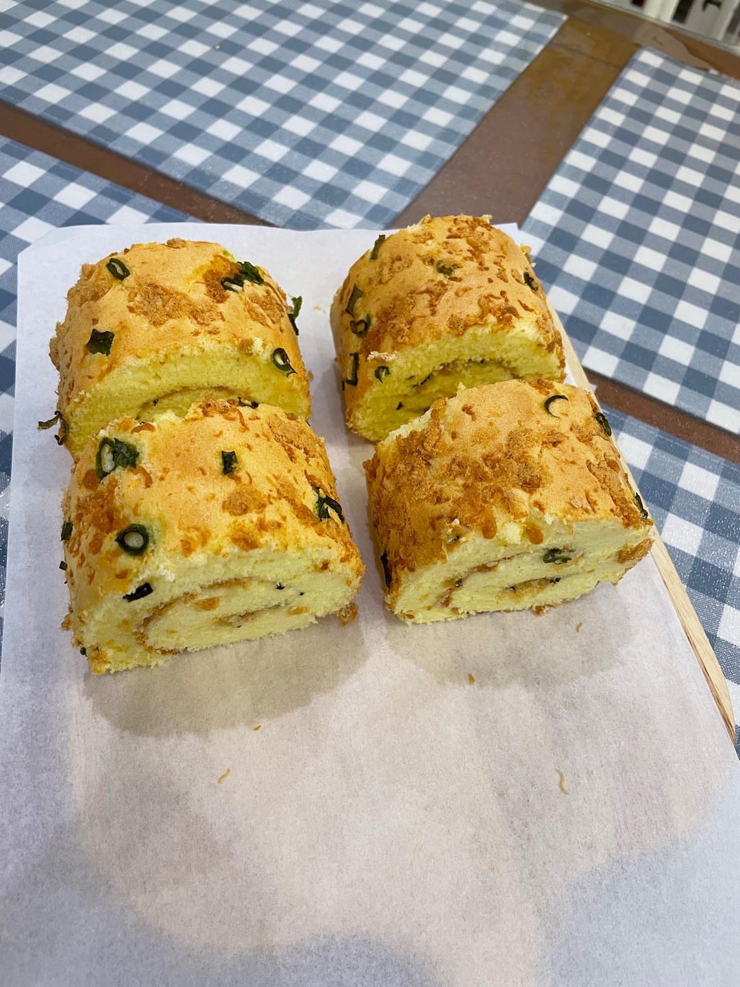 香葱肉松卷 蛋糕卷-无敌美味